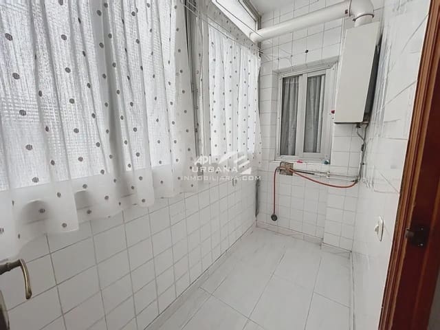 4 chambre Appartement à vendre à Lucena - 270 000 € (Ref: 9963606)