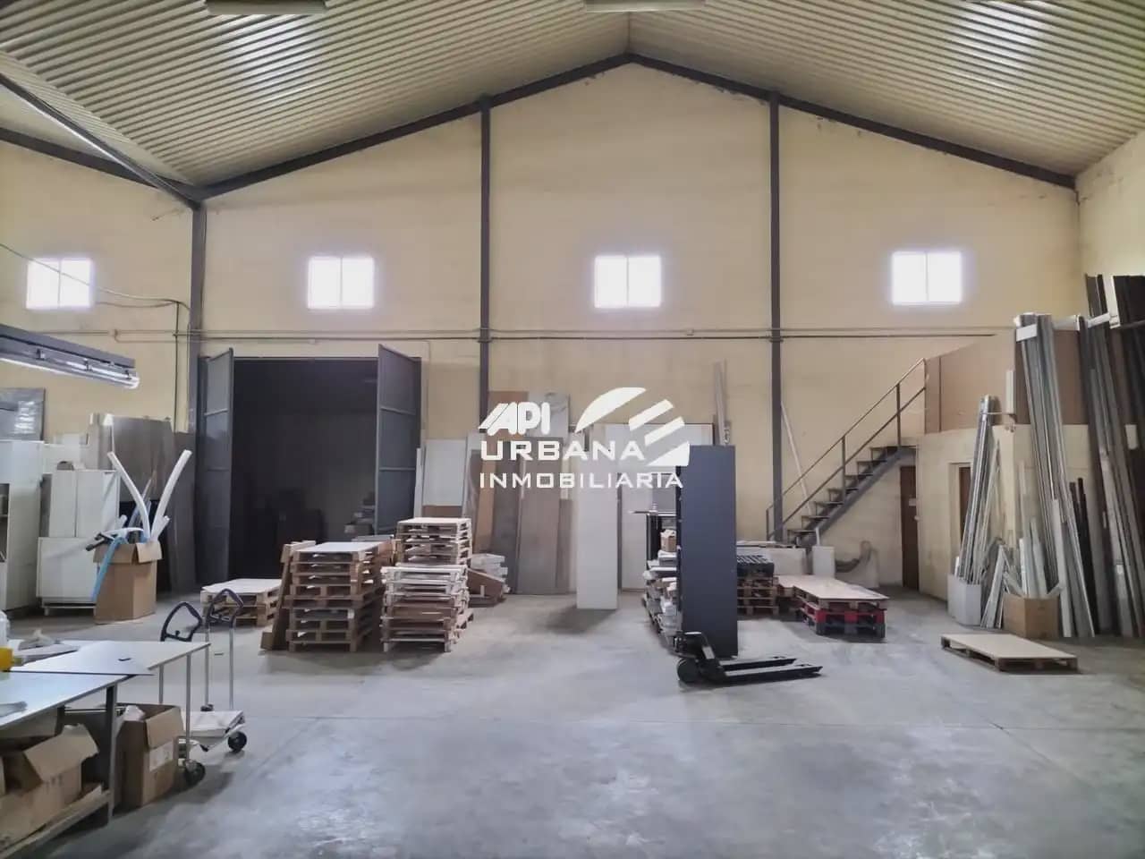 Erhverv til salg i Lucena - € 270.000 (Ref: 9963607)