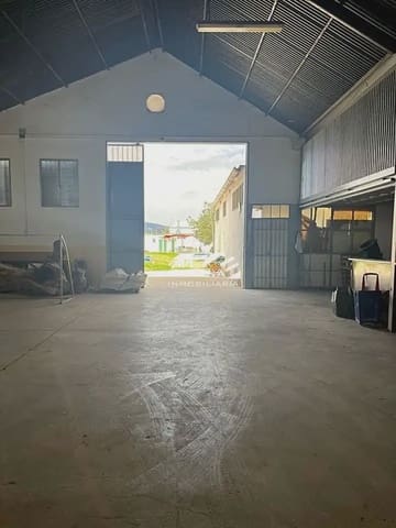 Commercieel te koop in Lucena - € 350.000 (Ref: 9963608)