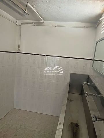 Commercieel te koop in Lucena - € 350.000 (Ref: 9963608)