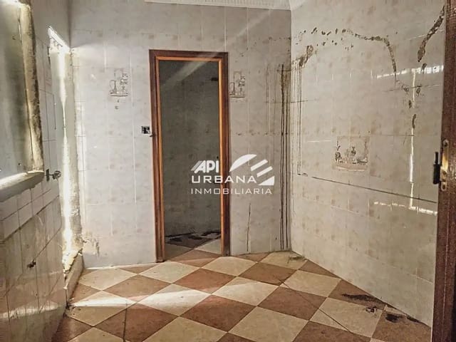 3 soveværelse Byhus til salg i Aguilar de la Frontera - € 47.500 (Ref: 9963609)