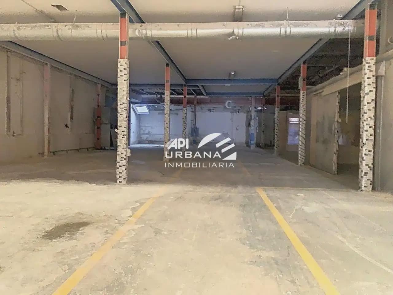 Commercial for sale in Lucena - € 230,000 (Ref: 9963615)