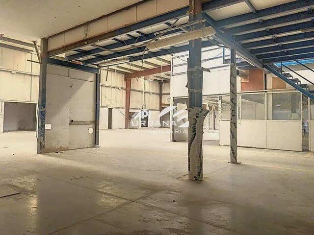 Commercieel te koop in Lucena - € 230.000 (Ref: 9963615)