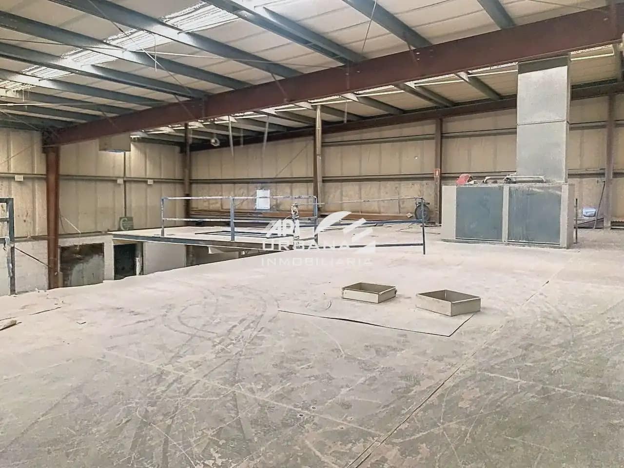 Commercial for sale in Lucena - € 230,000 (Ref: 9963615)
