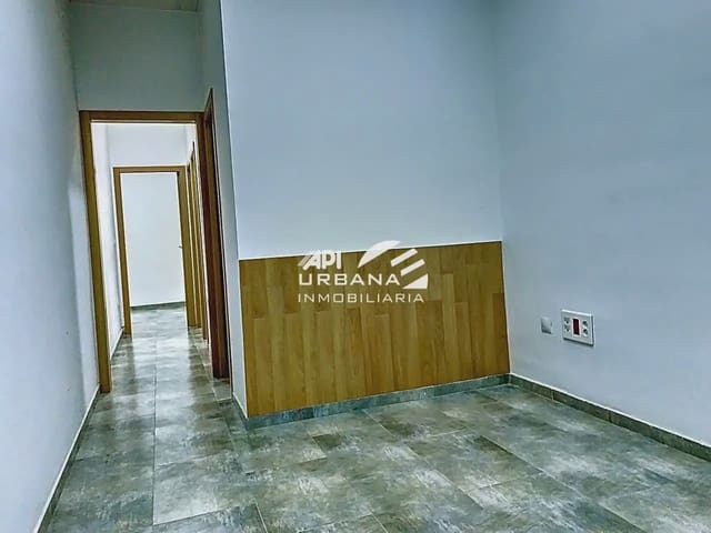 Local Comercial en Lucena en venta - 47.000 € (Ref: 9963616)