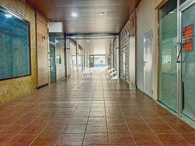 Local Comercial en Lucena en venta - 47.000 € (Ref: 9963616)