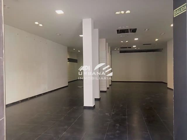 Kaupallinen vuokrattavana paikassa Lucena - 1 200 € (Ref: 9963617)