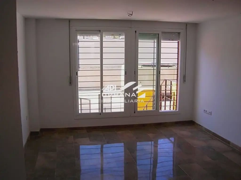 3 soveværelse Byhus til salg i Lucena med garage - € 180.000 (Ref: 9963618)