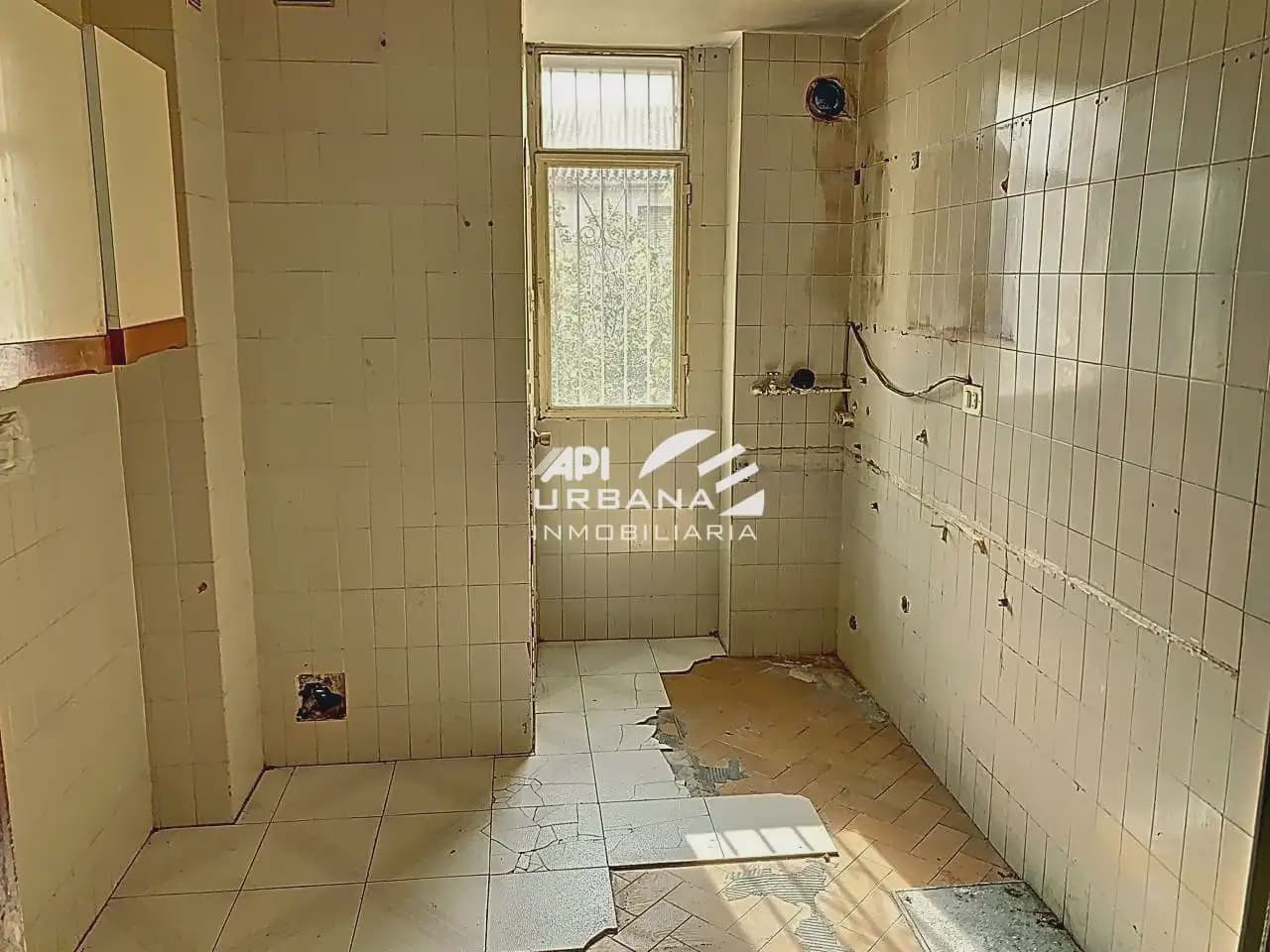 3 soveværelse Lejlighed til salg i Lucena - € 35.000 (Ref: 9963621)