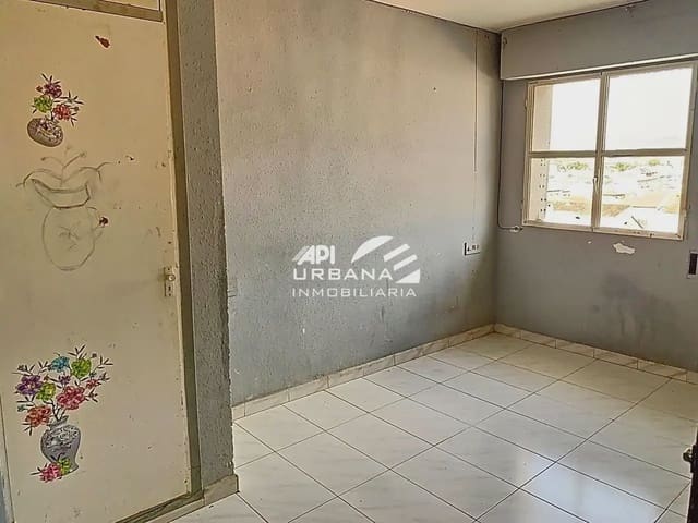 3 chambre Appartement à vendre à Lucena - 35 000 € (Ref: 9963621)