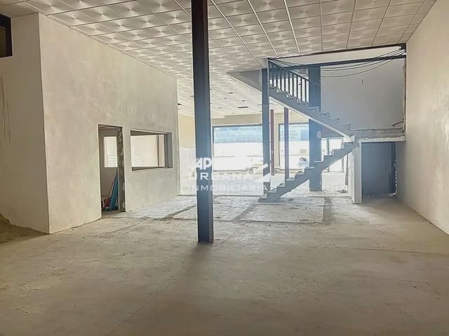 Erhverv til leje i Lucena - € 2.900 (Ref: 9963627)