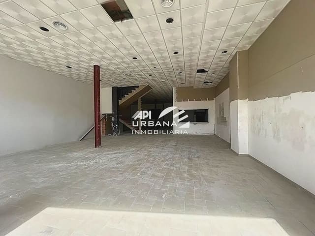 Erhverv til leje i Lucena - € 2.900 (Ref: 9963627)