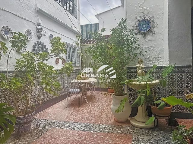 5 soveværelse Byhus til salg i Lucena med garage - € 270.000 (Ref: 9963628)