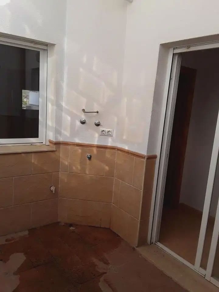4 bedroom Townhouse for sale in Nueva Carteya - € 150,000 (Ref: 9963630)