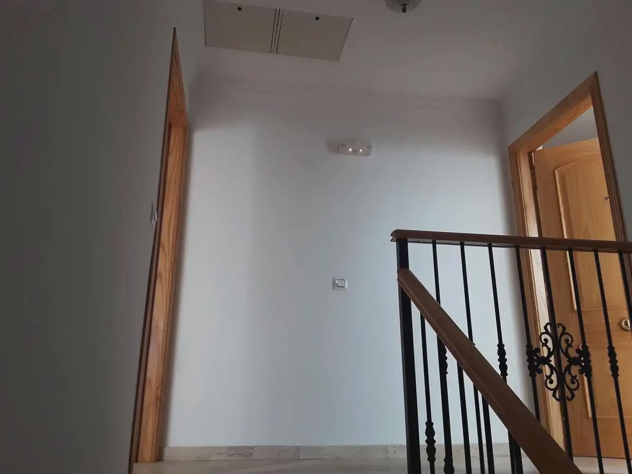 4 bedroom Townhouse for sale in Nueva Carteya - € 150,000 (Ref: 9963630)