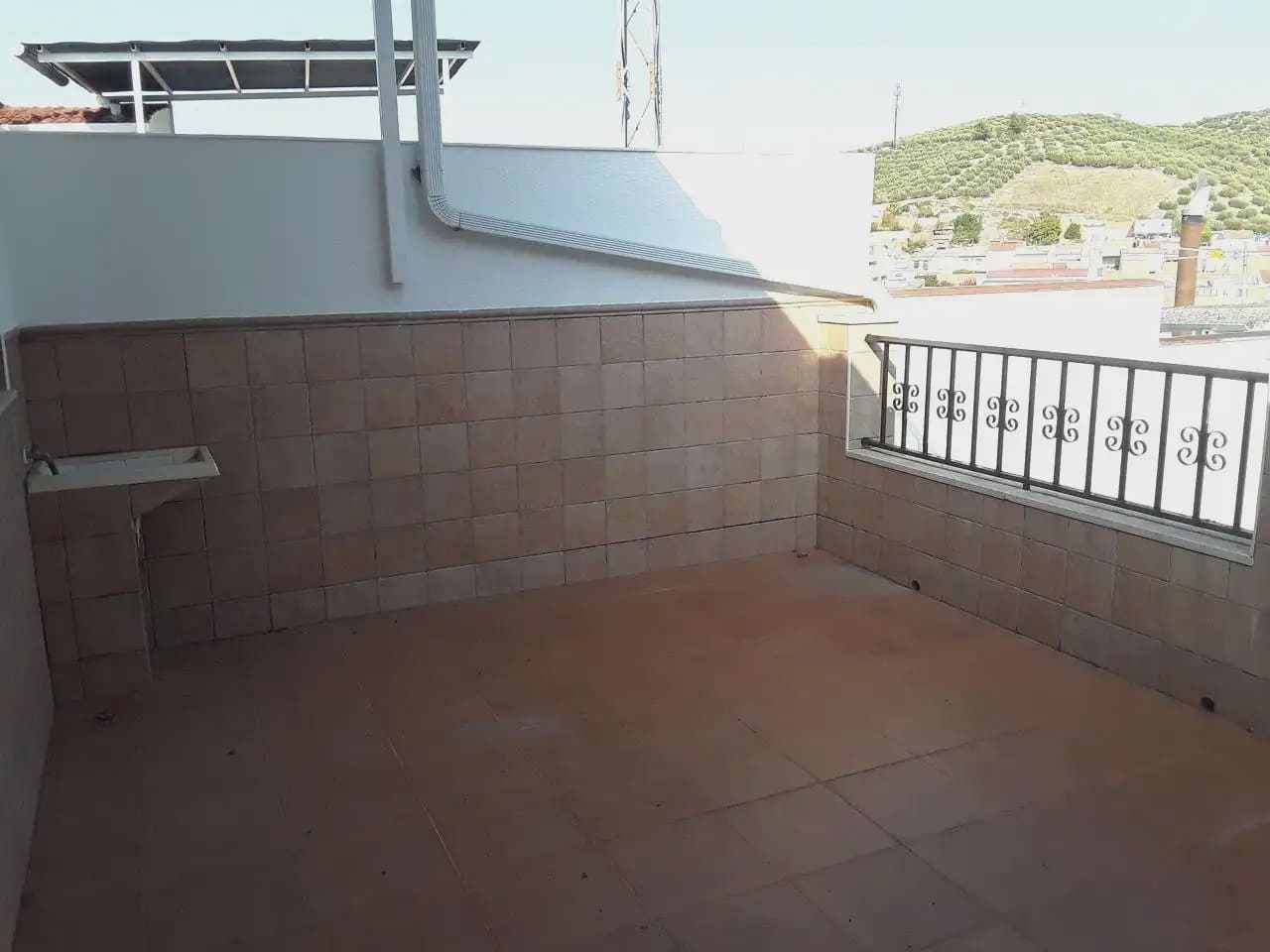 4 bedroom Townhouse for sale in Nueva Carteya - € 150,000 (Ref: 9963630)