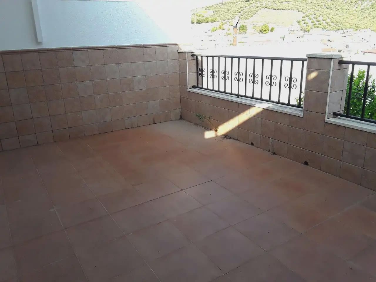 4 bedroom Townhouse for sale in Nueva Carteya - € 150,000 (Ref: 9963630)
