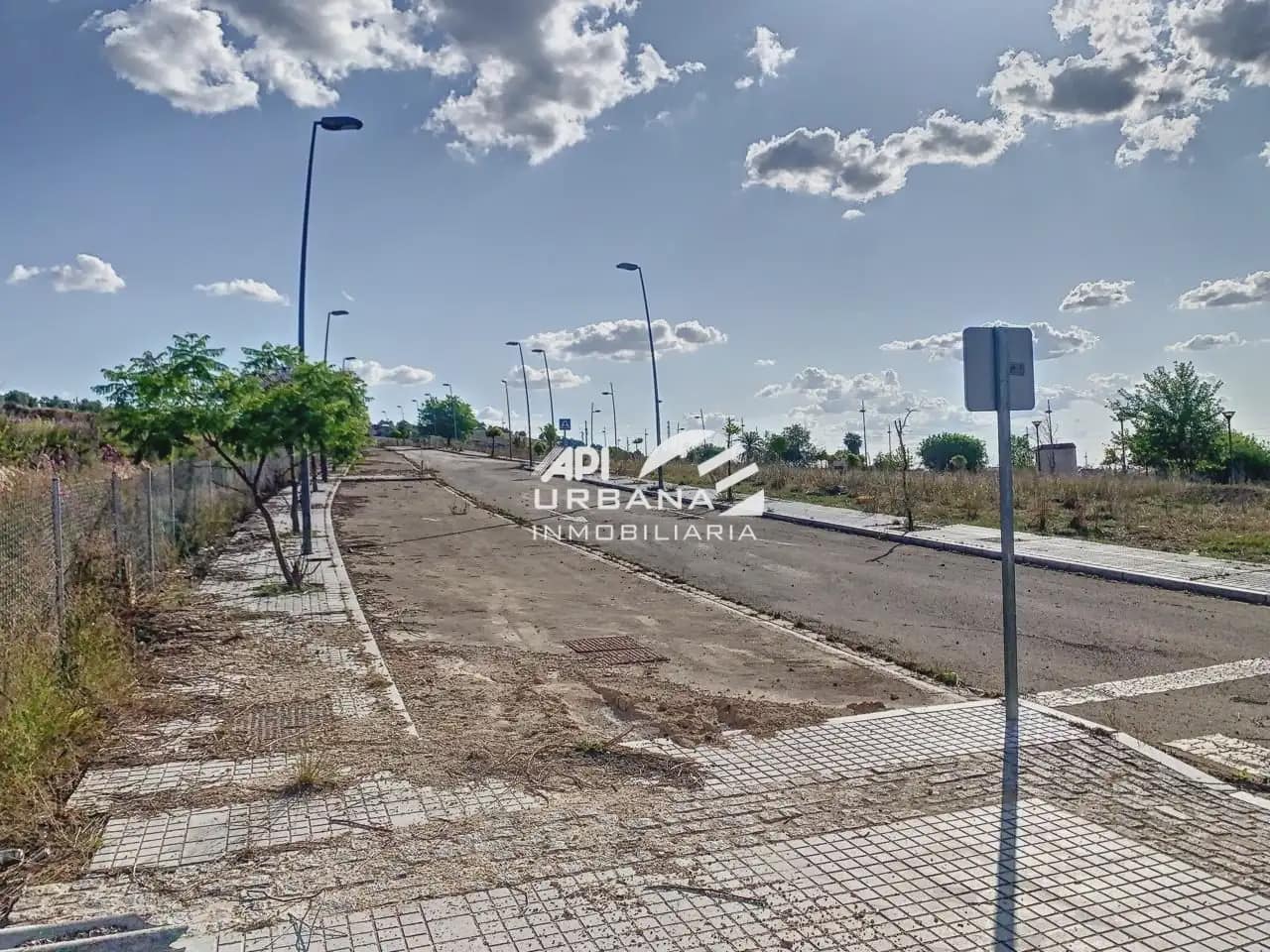 Terrain à Bâtir à vendre à Lucena - 70 000 € (Ref: 9963631)