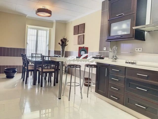 3 soveværelse Byhus til salg i Lucena - € 280.000 (Ref: 9963636)