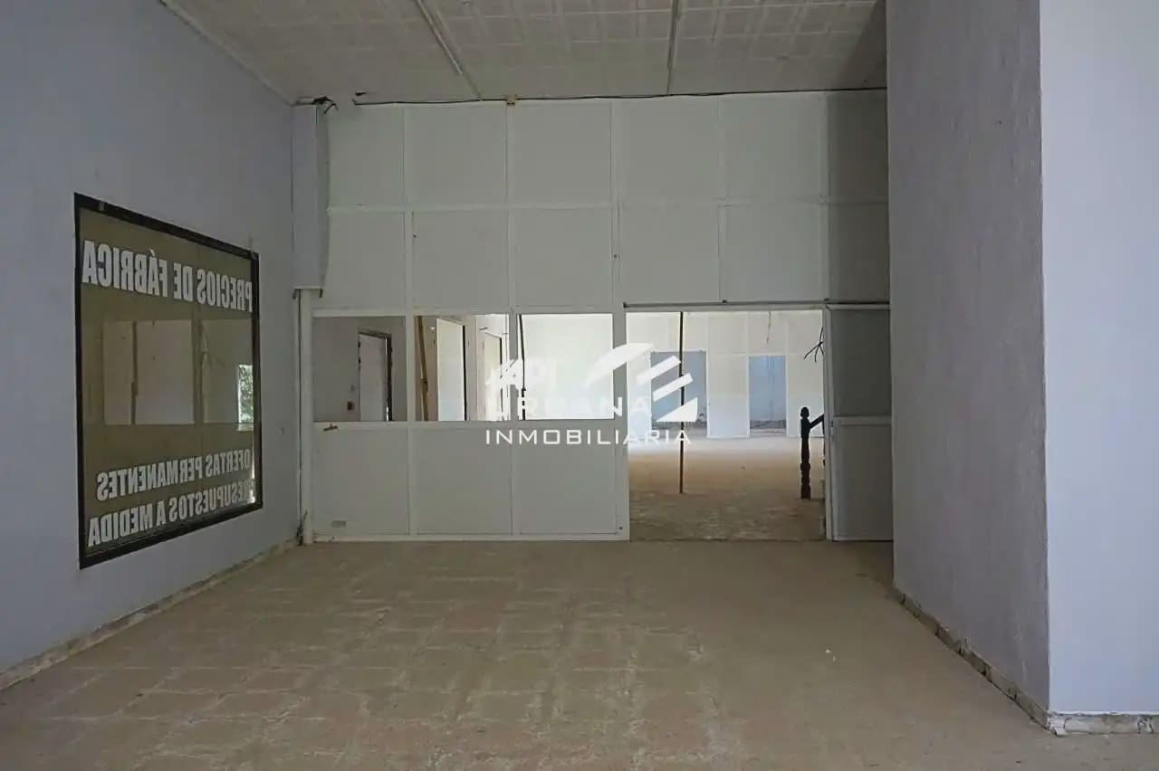 Gewerbe zu verkaufen in Lucena - 183.446 € (Ref: 9963638)