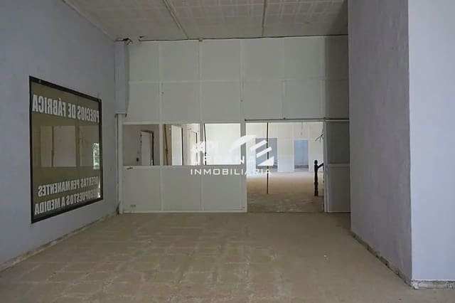 Gewerbe zu verkaufen in Lucena - 183.446 € (Ref: 9963638)