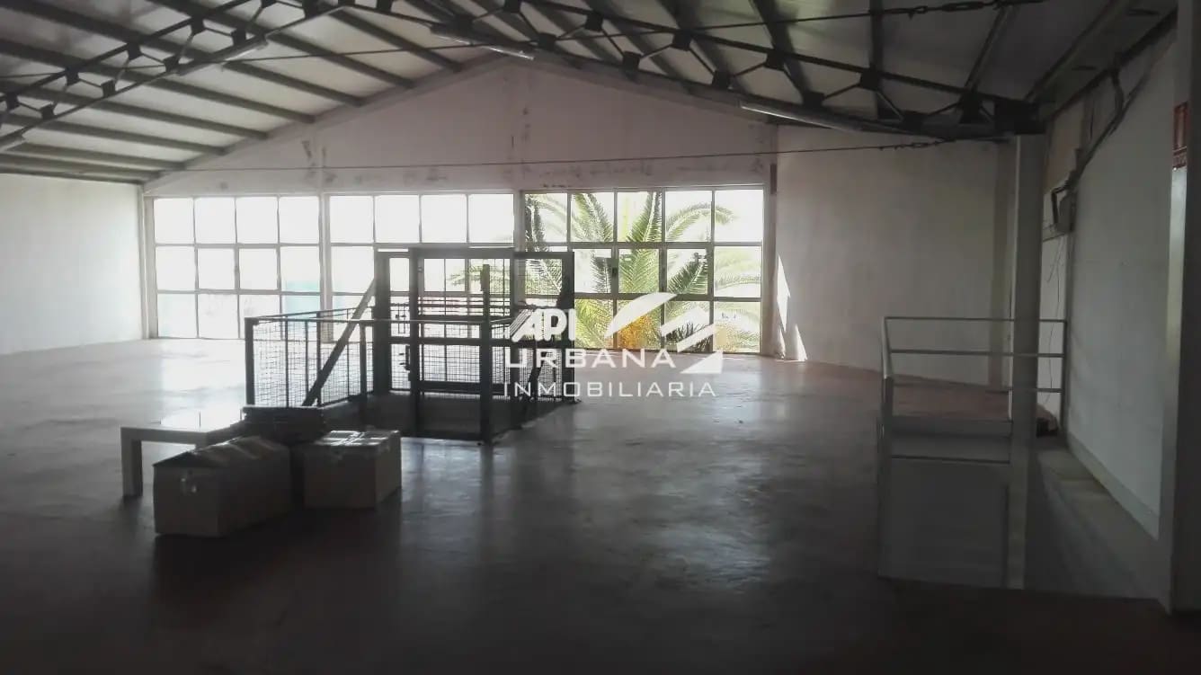 Commercieel te koop in Lucena - € 250.000 (Ref: 9963642)
