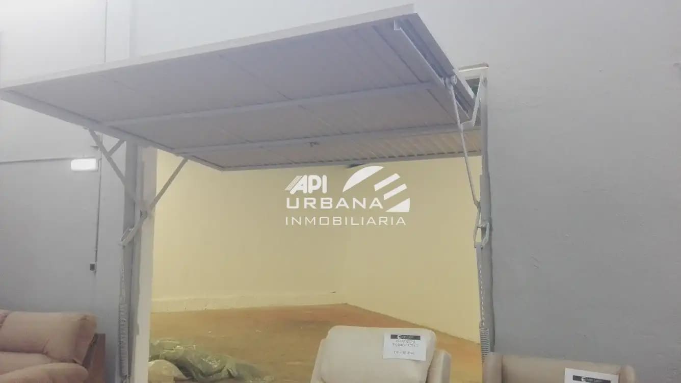Commercieel te koop in Lucena - € 250.000 (Ref: 9963642)