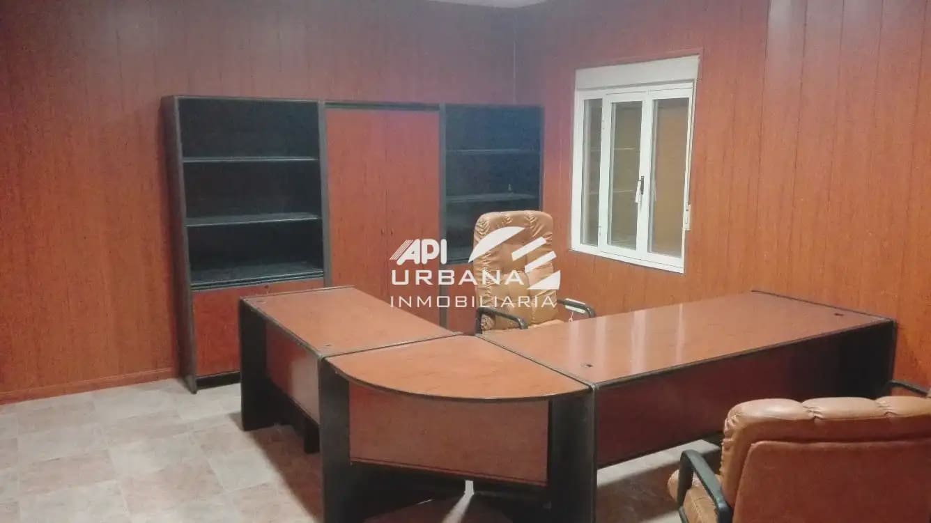 Commercieel te koop in Lucena - € 250.000 (Ref: 9963642)