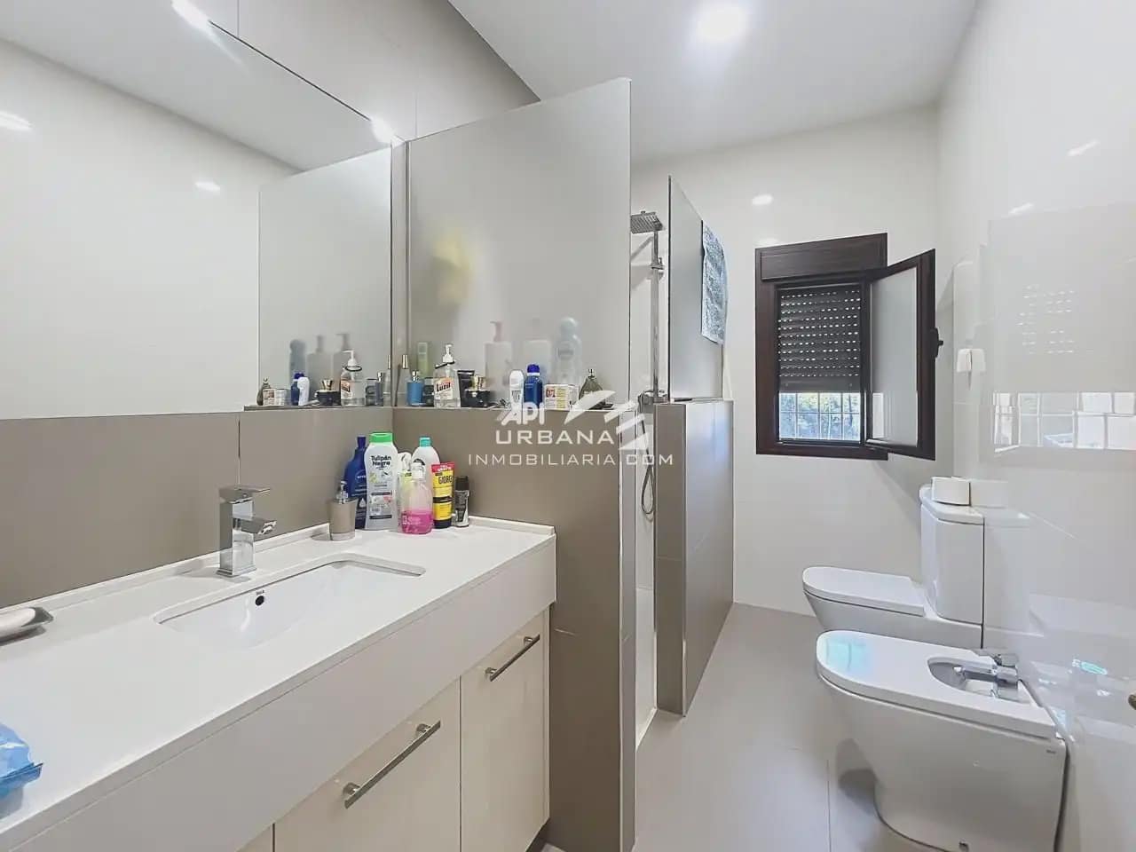 4 Zimmer Villa zu verkaufen in Lucena mit Pool - 395.000 € (Ref: 9963644)