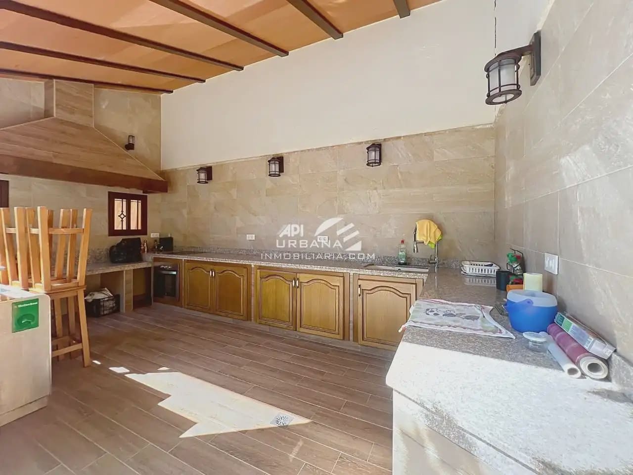 4 Zimmer Villa zu verkaufen in Lucena mit Pool - 395.000 € (Ref: 9963644)