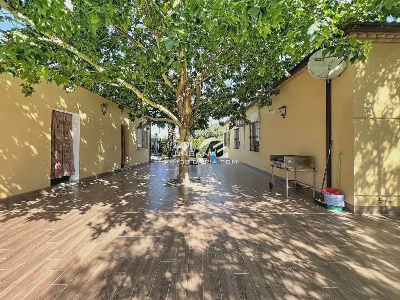 4 Zimmer Villa zu verkaufen in Lucena mit Pool - 395.000 € (Ref: 9963644)