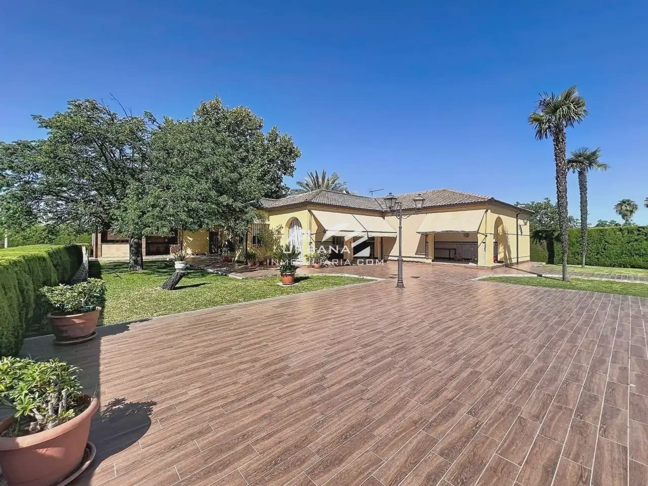4 Zimmer Villa zu verkaufen in Lucena mit Pool - 395.000 € (Ref: 9963644)
