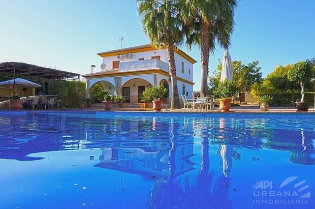 5 bedroom Villa for sale in Lucena with pool - € 550,000 (Ref: 9963645)
