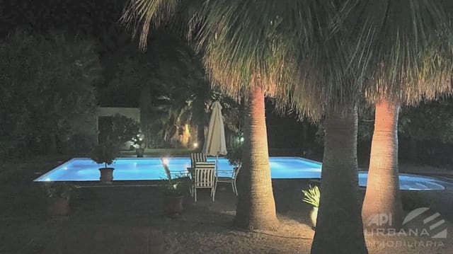 5 bedroom Villa for sale in Lucena with pool - € 550,000 (Ref: 9963645)