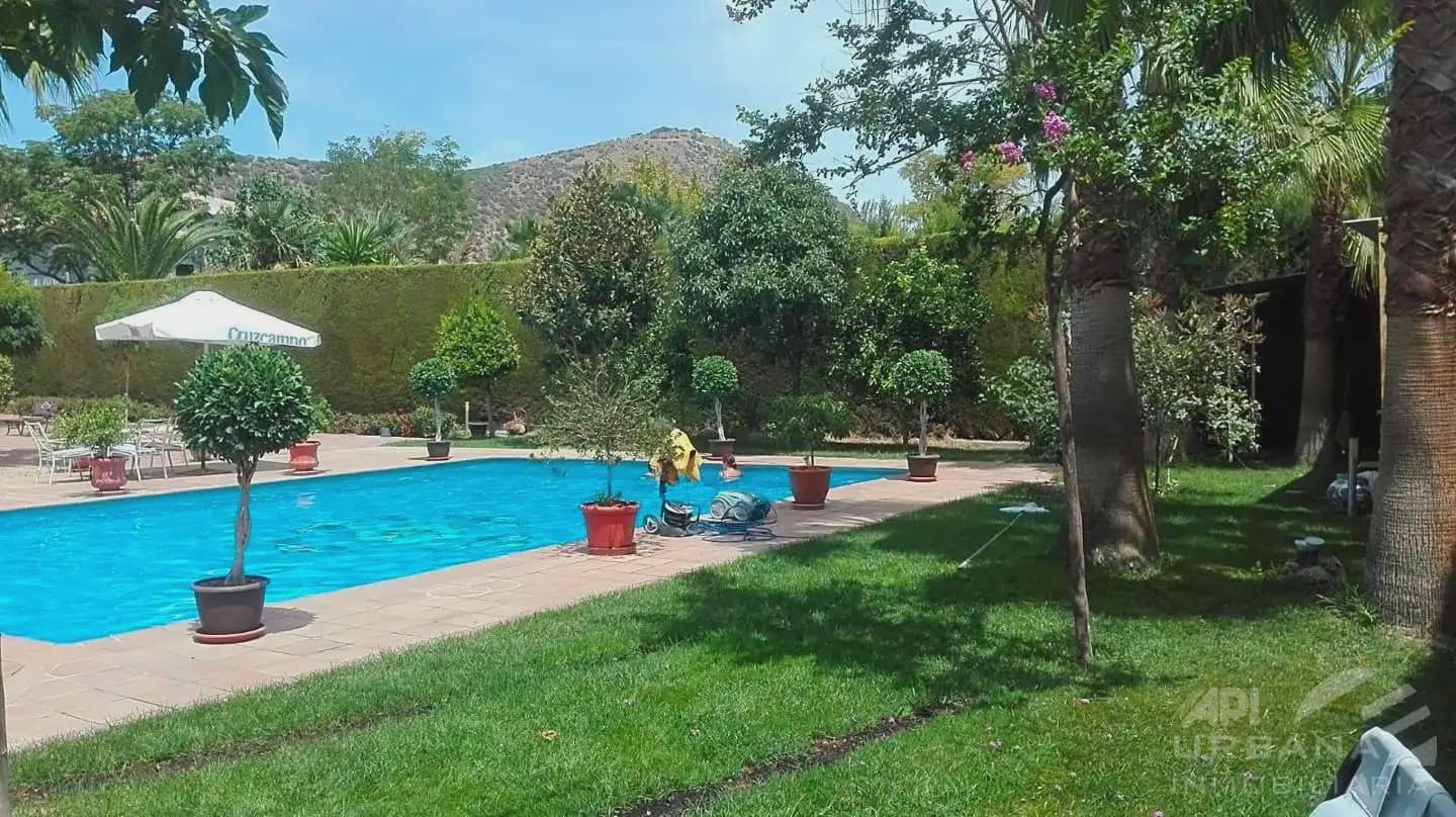 5 bedroom Villa for sale in Lucena with pool - € 550,000 (Ref: 9963645)