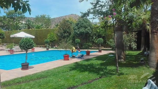 5 bedroom Villa for sale in Lucena with pool - € 550,000 (Ref: 9963645)