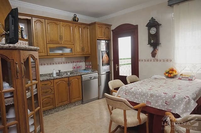 4 soveværelse Byhus til salg i Lucena - € 175.000 (Ref: 9963646)