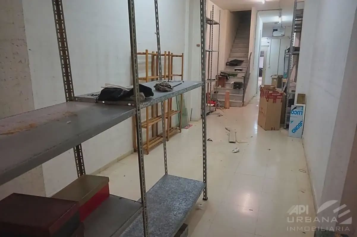 Commerciale da affittare in Lucena - 700 € (Rif: 9963648)