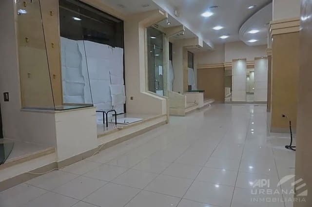 Erhverv til leje i Lucena - € 700 (Ref: 9963648)