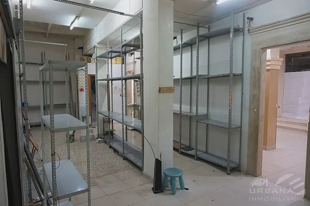 Commerciale da affittare in Lucena - 700 € (Rif: 9963648)