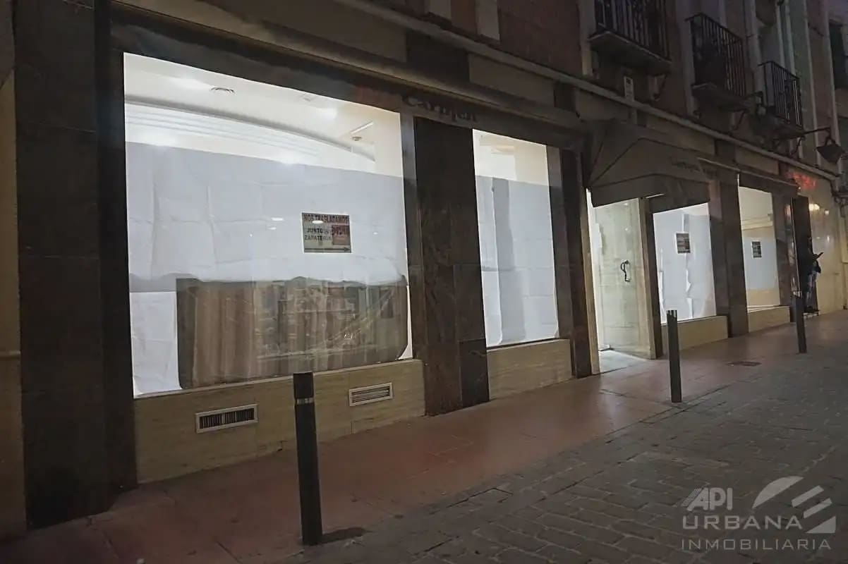 Commerciale da affittare in Lucena - 700 € (Rif: 9963648)