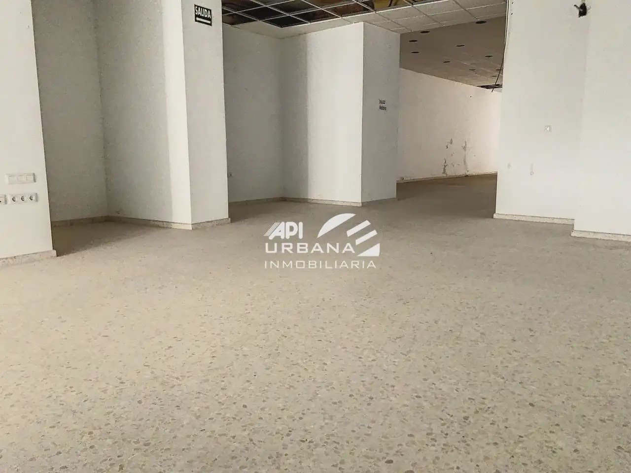 Comercial para venda em La Rambla - 140 000 € (Ref: 9963653)