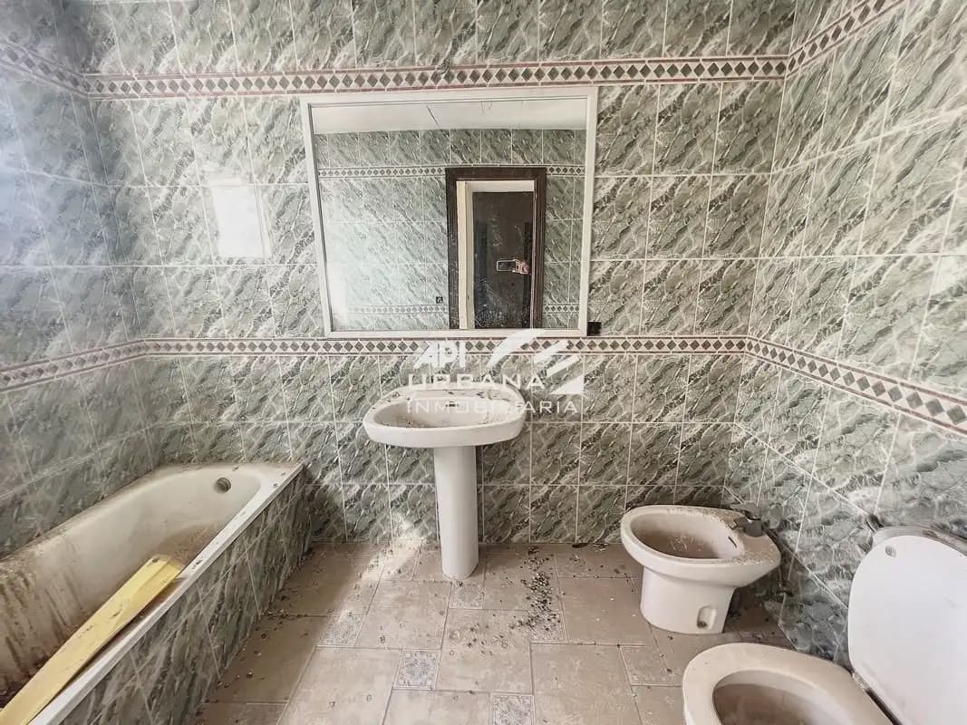 3 soveværelse Byhus til salg i Montilla - € 54.900 (Ref: 9963654)