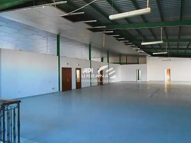 Commercieel te koop in Lucena - € 450.000 (Ref: 9963660)