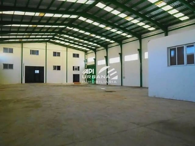 Commercieel te koop in Lucena - € 450.000 (Ref: 9963660)