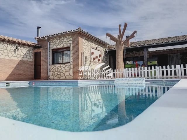 7 slaapkamer Villa te koop in Lucena met zwembad - € 285.000 (Ref: 9963666)