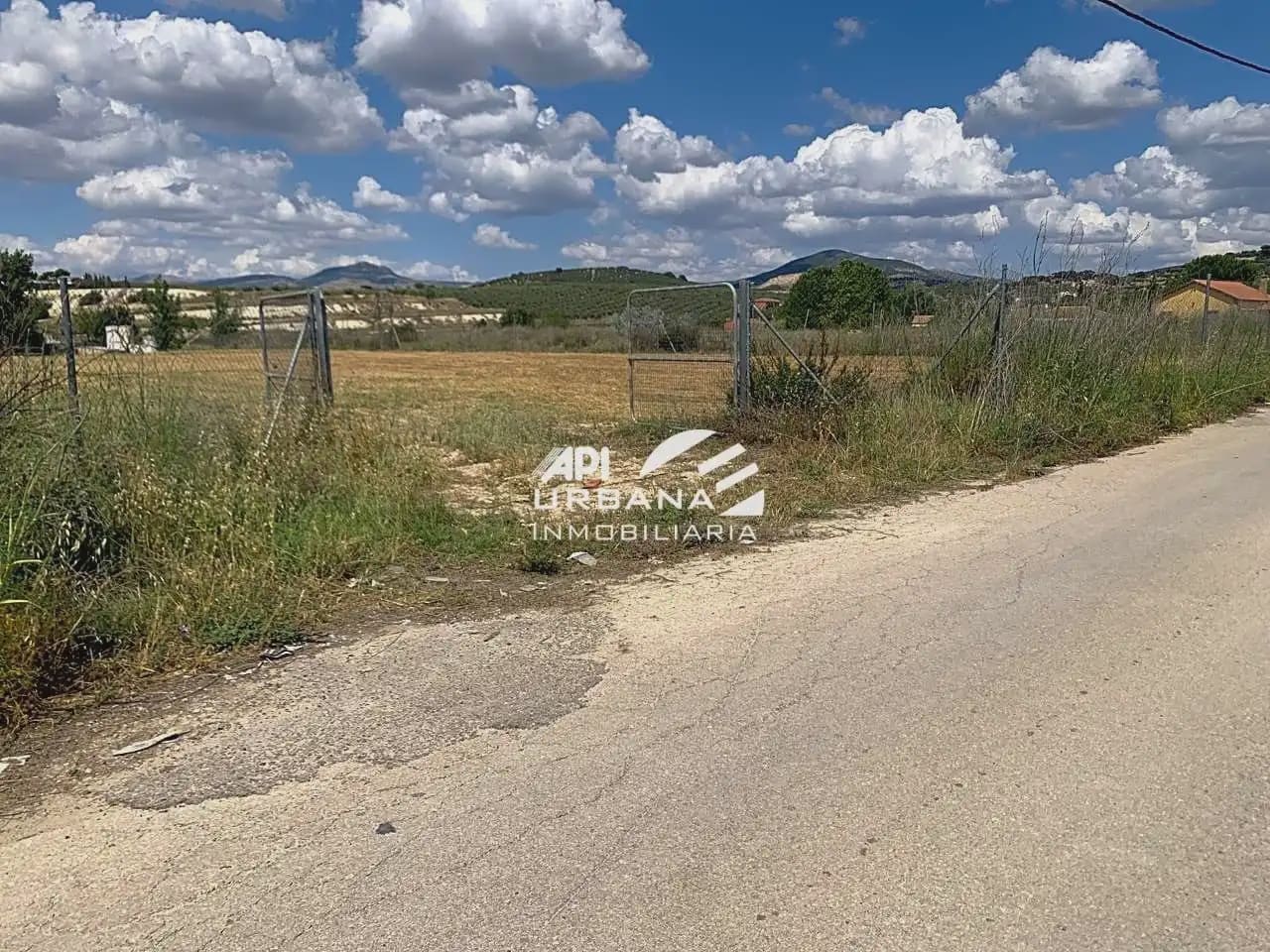 Mark till salu i Lucena - 120 000 € (Ref: 9963668)