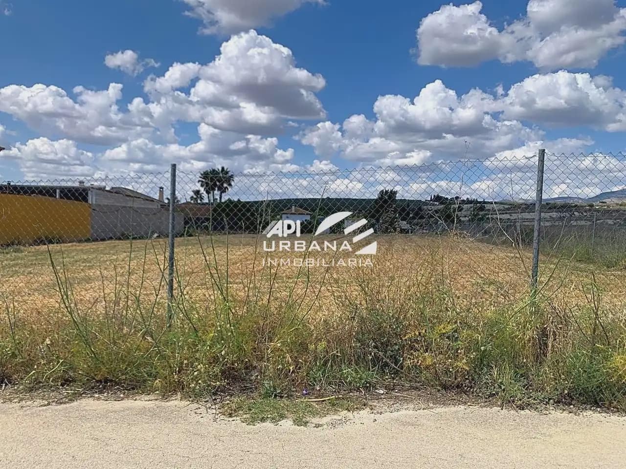 Mark till salu i Lucena - 120 000 € (Ref: 9963668)