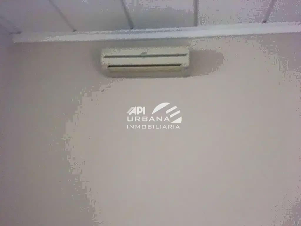 Comercial para arrendar em Lucena - 350 € (Ref: 9963669)