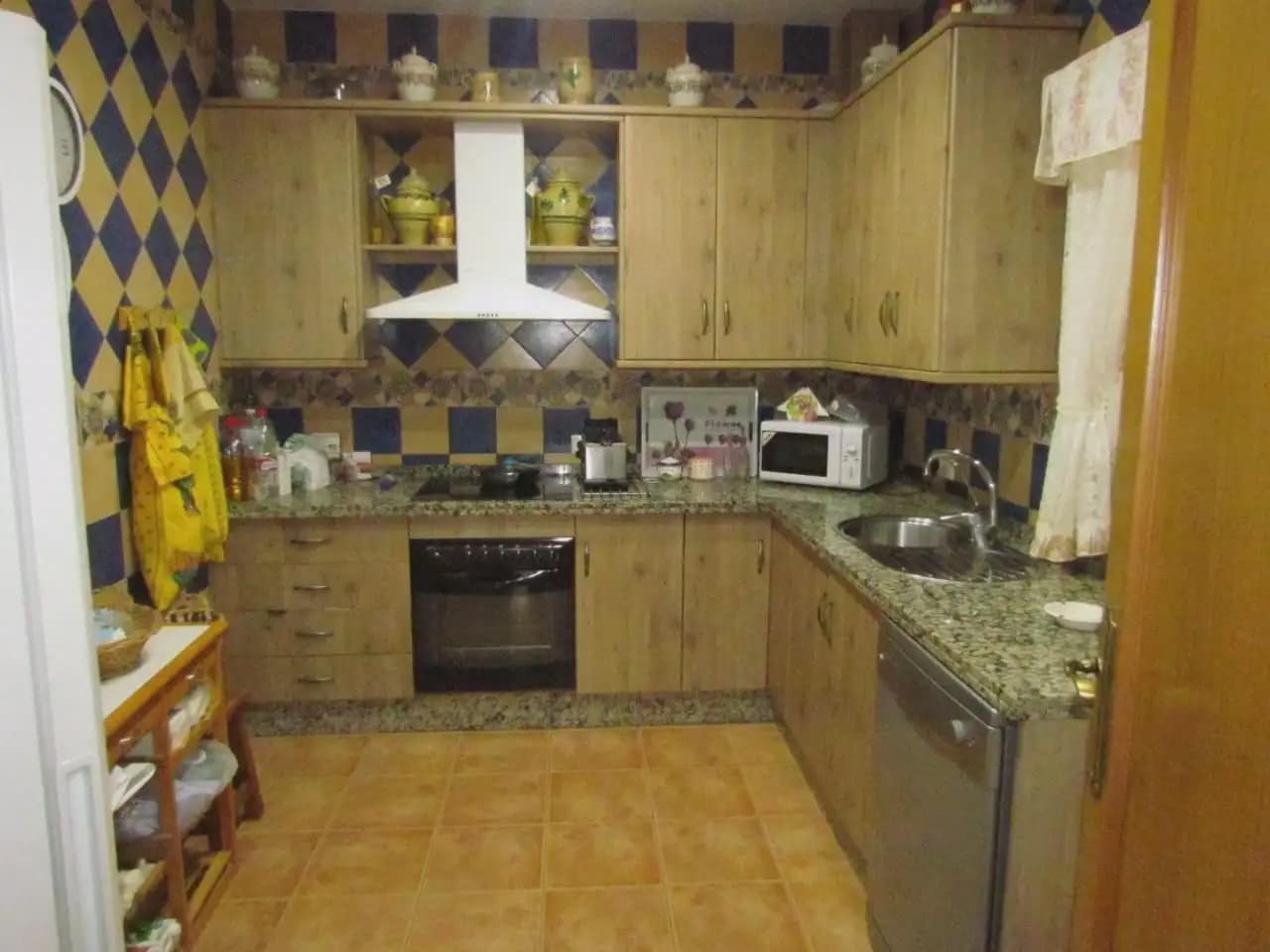 3 Zimmer Villa zu verkaufen in Lucena mit Pool - 290.000 € (Ref: 9963670)